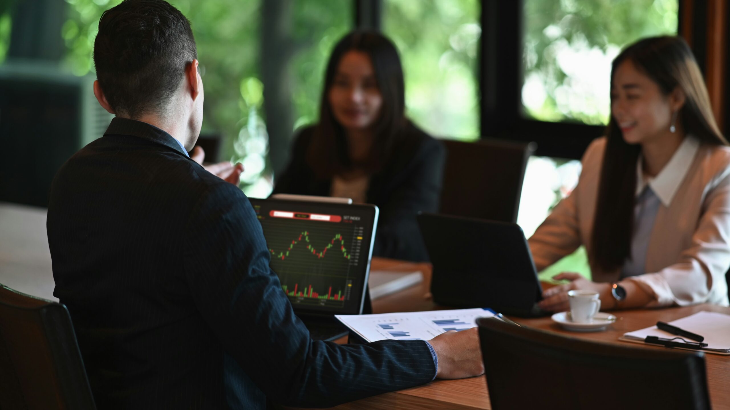 Why a Strong Finance Leader is a Game-Changer in Automotive and Mobility