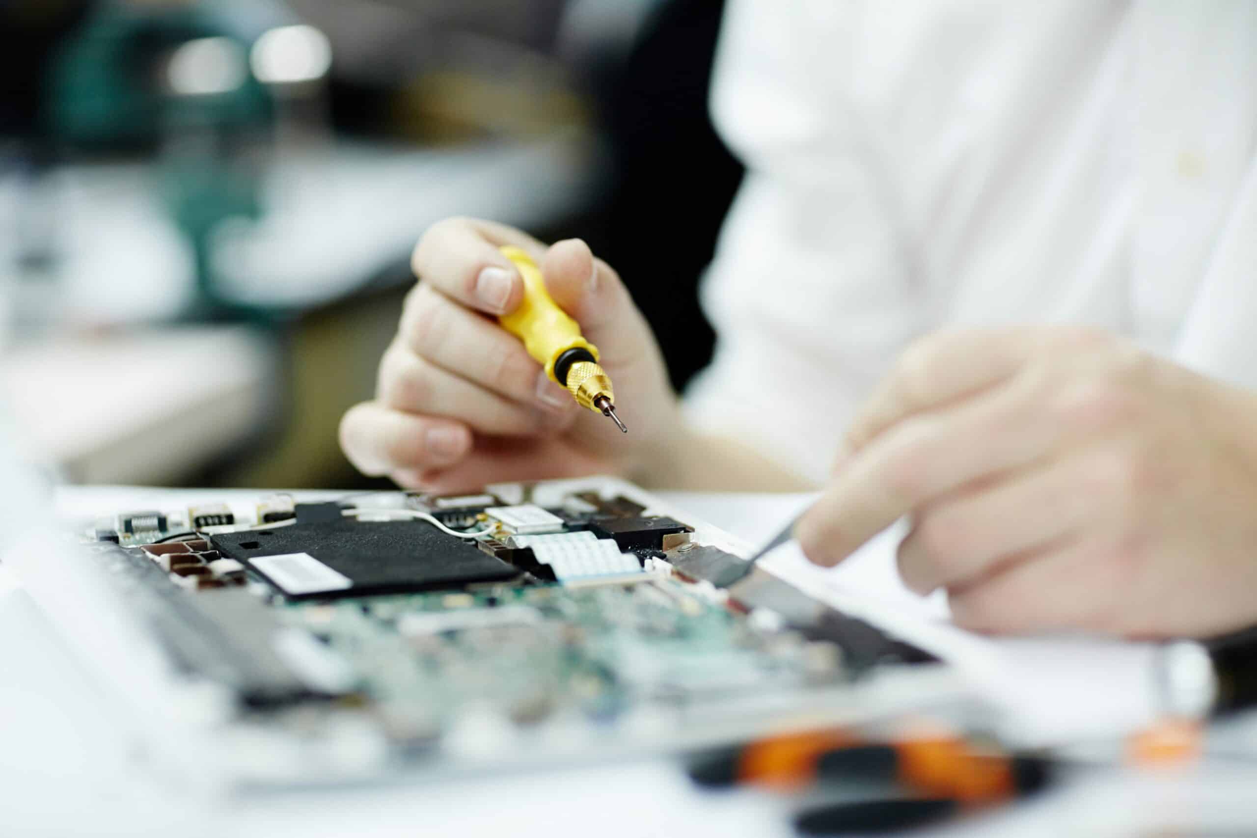 Why Hiring Electronic Hardware Engineers Takes Longer (and How to Speed It Up)