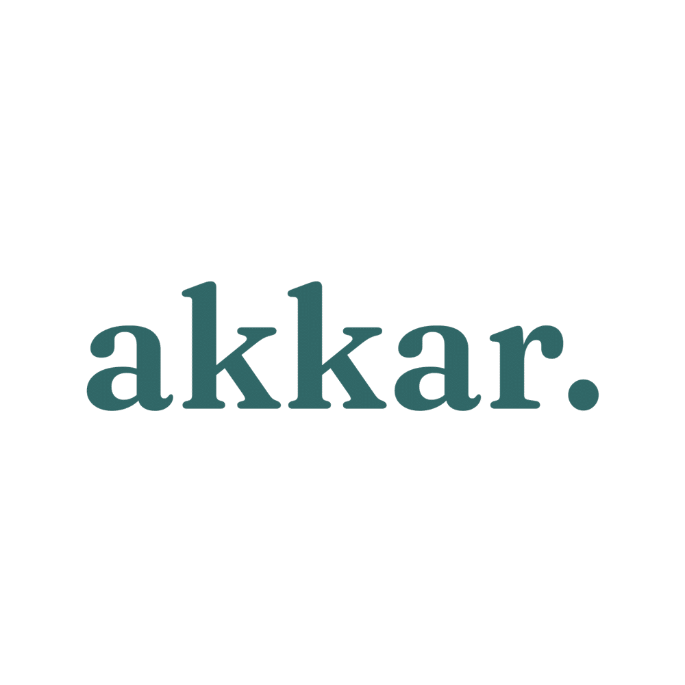 akkar.